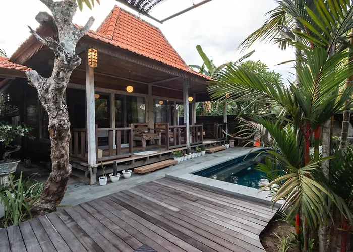 Medewi Drop Villa Airsatang